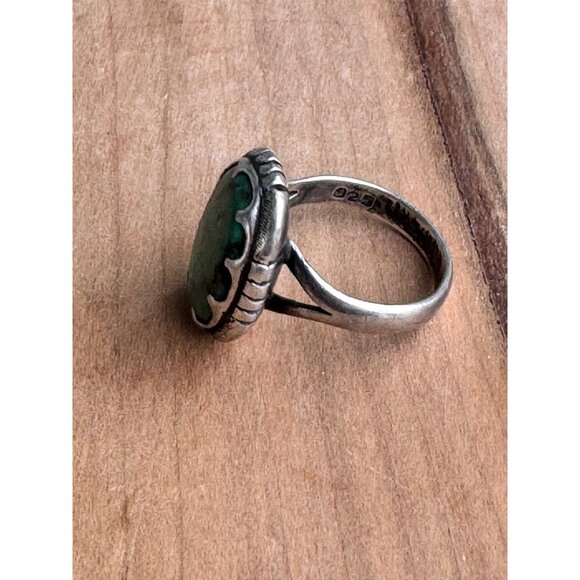 Sterling Silver Ring With Green Oval Turquoise Stone Size 7 - Picture 5 of 13